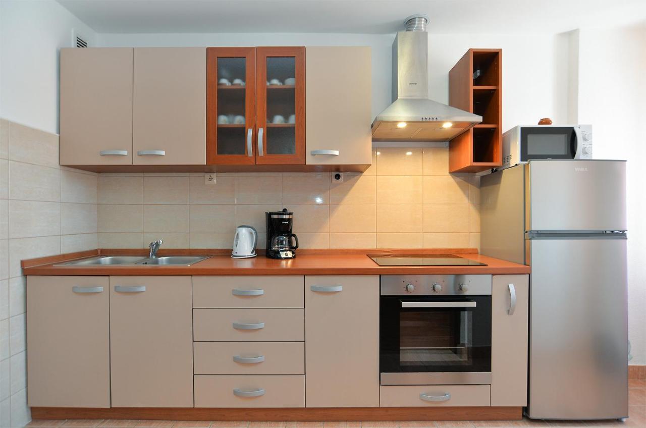 Apartments Milka 2074 Poreč Extérieur photo