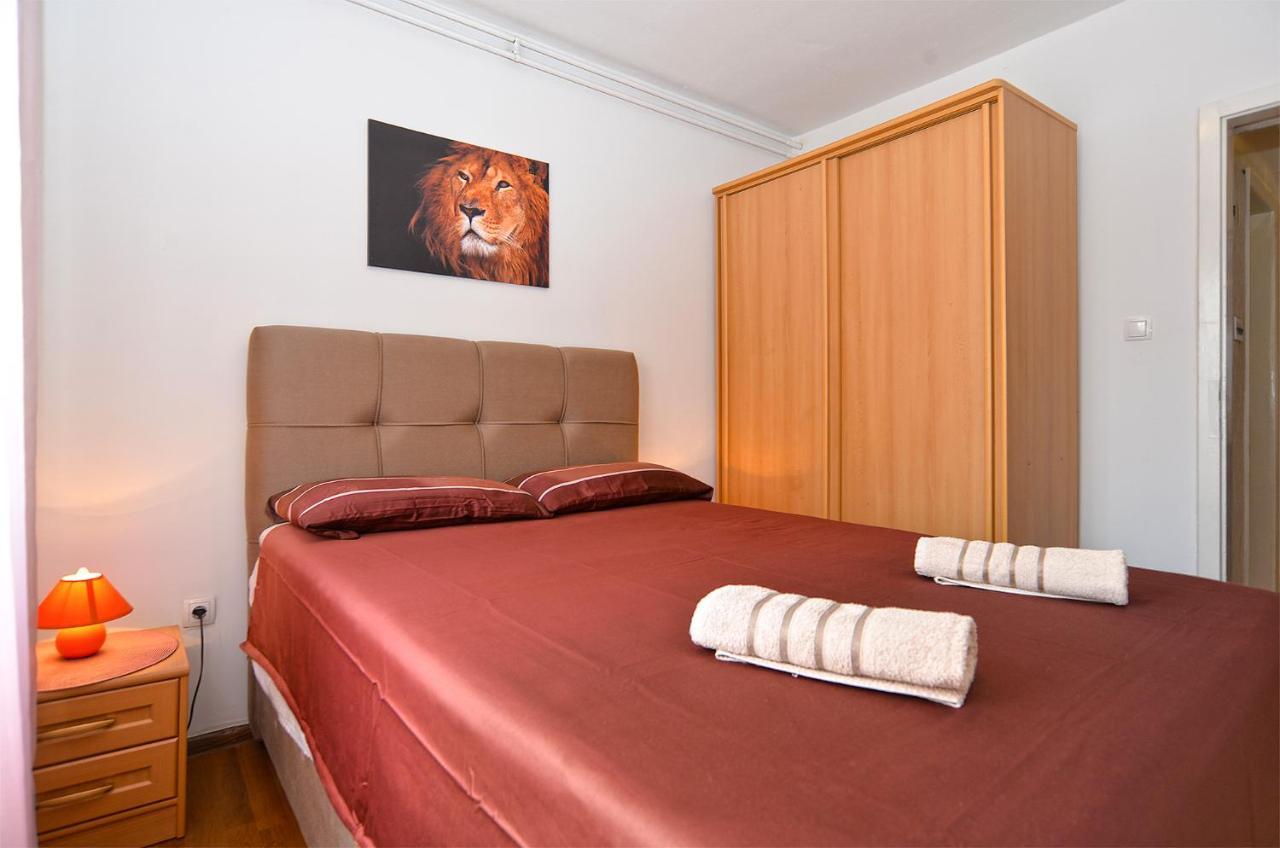 Apartments Milka 2074 Poreč Extérieur photo