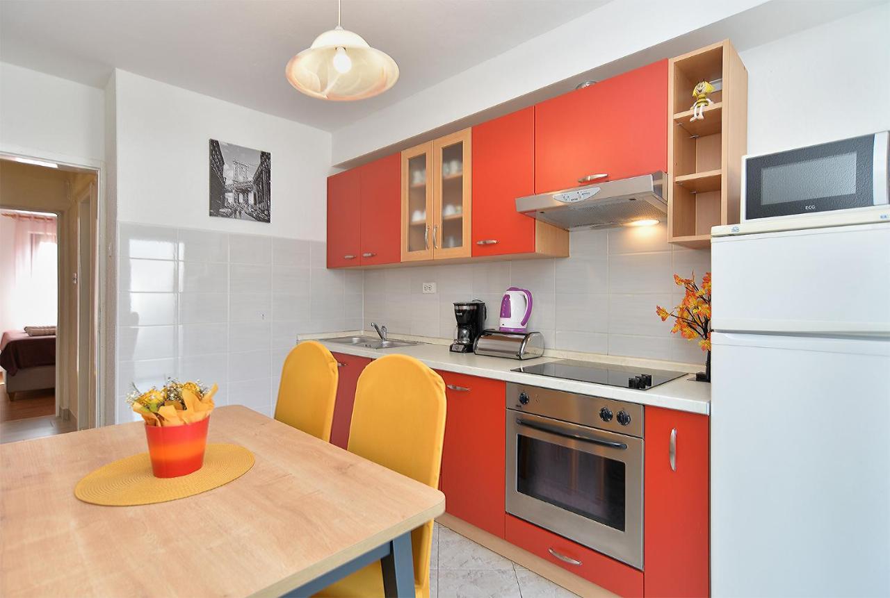Apartments Milka 2074 Poreč Extérieur photo